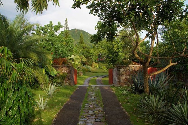 Chiêm ngưỡng mẫu thiết kế sân vườn đẹp thơ mộng trên thế giới